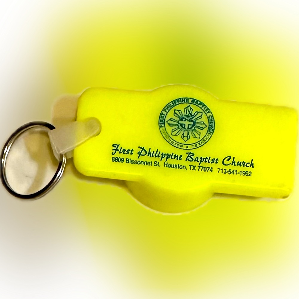 VTG RARE CUSTOM TWIST CAP BOTTLE OPENER KEYCHAIN COLLECTIBLE PHILIPPINE BAPTIST